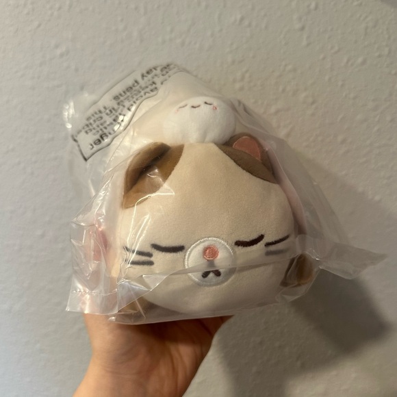 Smoko Laying Fat Siamese Cat Midi Mochi Plush - Picture 2 of 7